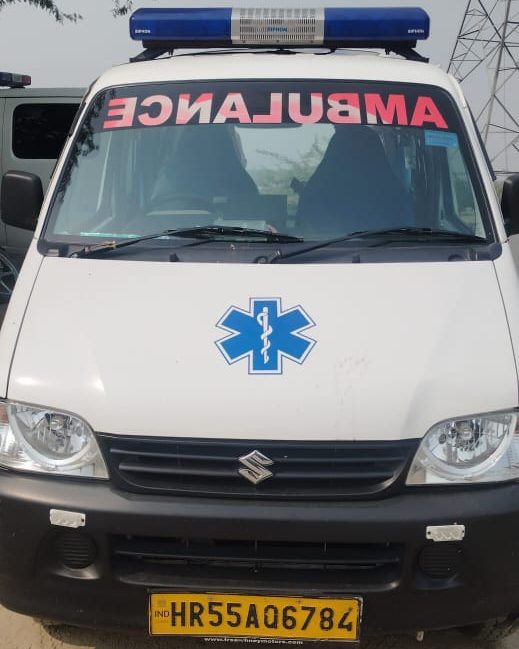 R.N Ambulance Service Maruti Eeco ambulance, front view — Reg. HR55AQ6784